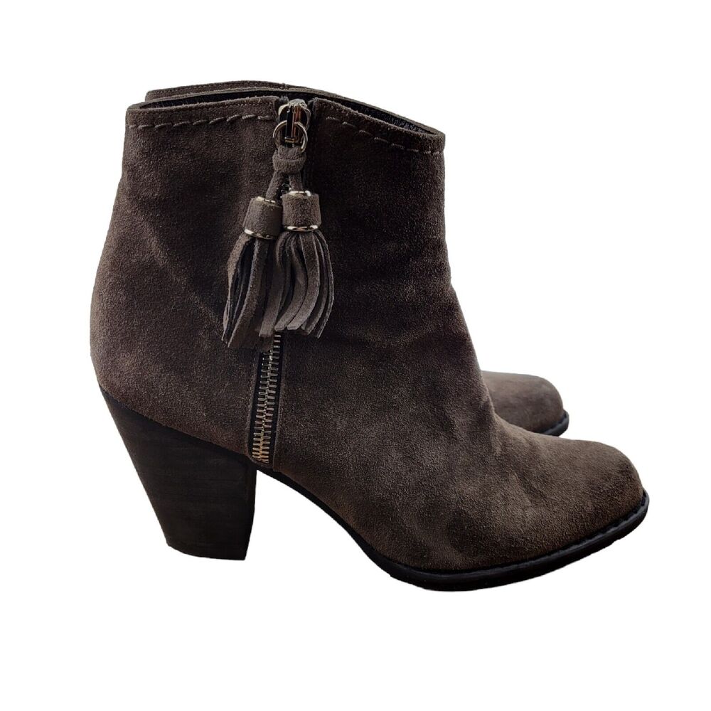 Stuart‎ Weitzman Gray Suede Ankle Boots Tassels 3" Heel Womens Size 7 Western